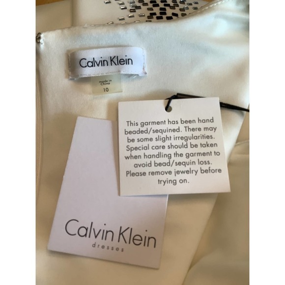 CALVIN KLEIN EMBELLISHED SCUBA  CREAM SLEEVELESS SHEATH DRESS 10 NWT - Picture 8 of 9